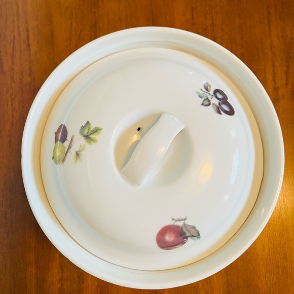 BIA Cordon Bleu covered casserole dish - Picture 6 of 16